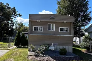 193 Shoreline Dr, Tewksbury, MA 01876 - Photo 1