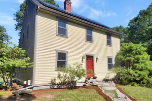 32 Pembroke Dr, Dartmouth, MA 02747 - Photo 1