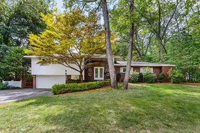 25 Chatham Way, Lynnfield, MA 01940 - Photo 1