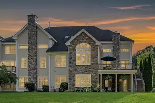 69 Clubhouse Way, Sutton, MA 01590 - Photo 1