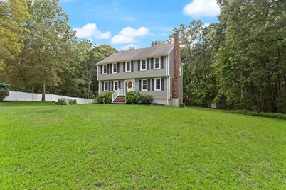 40 Agostino Dr, Wilmington, MA 01887 - Photo 1