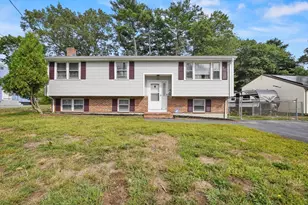 724 Ash St, Brockton, MA 02301 - Photo 1