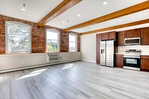 402 River St, Haverhill, MA 01832 - Photo 1