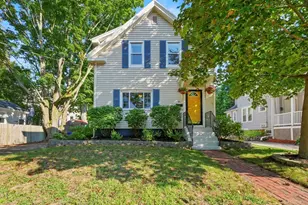 90 Washington St, Reading, MA 01867 - Photo 1