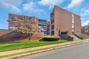 12 Mt Vernon St, Melrose, MA 02176 - Photo 1