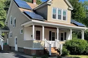 42 Janet St, West Springfield, MA 01089 - Photo 1