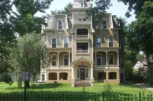 76 Crescent St, Northampton, MA 01060 - Photo 1