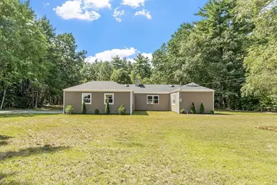 32 Main St, Townsend, MA 01469 - Photo 1