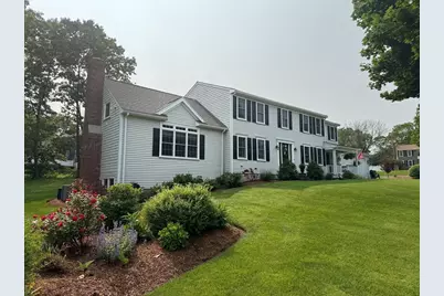 46 Kerry Dr, Mansfield, MA 02048 - Photo 1
