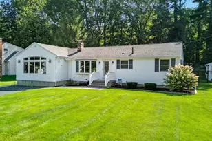 18 Collins Dr, Hudson, MA 01749 - Photo 1