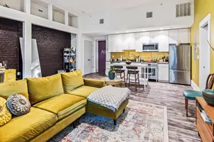 28 Adams St, Worcester, MA 01604 - Photo 1