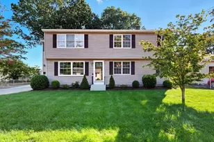 39 Fernwood St, Chicopee, MA 01020 - Photo 1