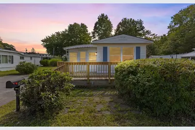 160 Washington St #44, Plainville, MA 02762 - Photo 1