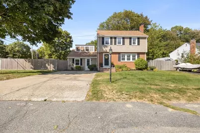 71 Stevens Dr, Holbrook, MA 02343 - Photo 1