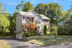 94 Pinedale Ave, Billerica, MA 01821 - Photo 1