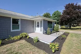 8 Denise Ave, Freetown, MA 02717 - Photo 1