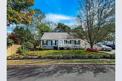 8 Thorndike Rd, Wakefield, MA 01880 - Photo 1