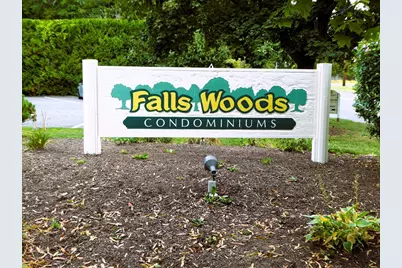 41 W Summit #72, South Hadley, MA 01075 - Photo 1