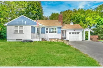 33 Eustis St, Saugus, MA 01906 - Photo 1