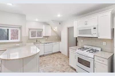 31 Hunting St #1, Cambridge, MA 02141 - Photo 1