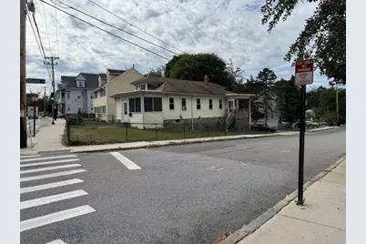 972 Bridge, Lowell, MA 01850 - Photo 1