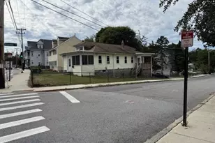 972 Bridge, Lowell, MA 01850 - Photo 1