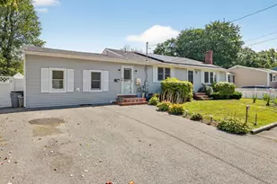 274 Ettrick St, Brockton, MA 02301 - Photo 1