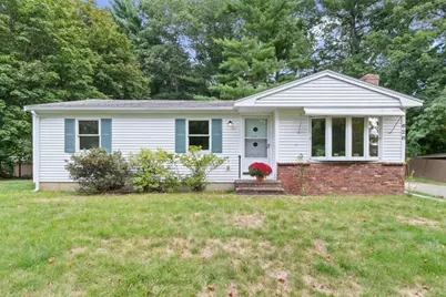 628 Center St, Pembroke, MA 02359 - Photo 1