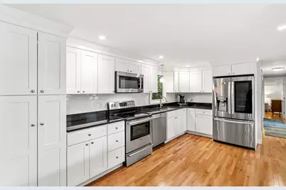 273 Washington St #2, Gloucester, MA 01930 - Photo 1