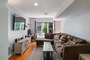 4 Duck Pond Rd, Beverly, MA 01915 - Photo 1