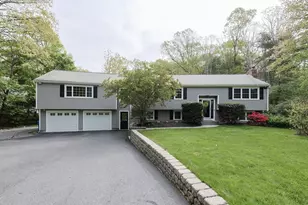 60 Oxbow Dr, Wrentham, MA 02093 - Photo 1