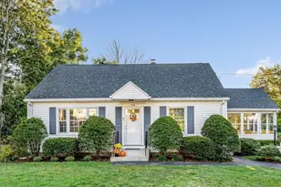 342 Old Marsh Hill Rd, Dracut, MA 01826 - Photo 1