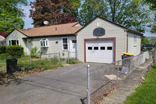 34 Doherty Ave, Somerset, MA 02726 - Photo 1