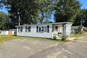 41 Mockingbird Dr, Chicopee, MA 01020 - Photo 1