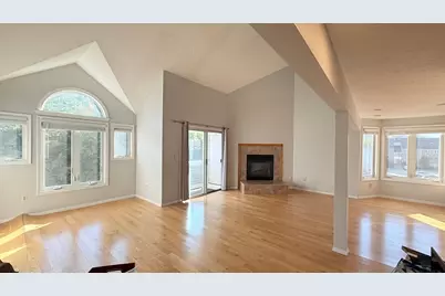 114 Burkhall #R, Weymouth, MA 02190 - Photo 1