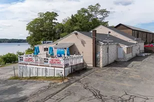 294 Tyngsboro Rd, Dracut, MA 01826 - Photo 1