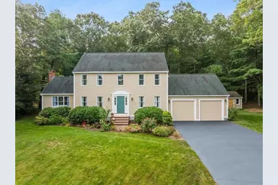 25 Twin Diamond Dr, Bridgewater, MA 02324 - Photo 1