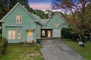 912 Plymouth St, Abington, MA 02351 - Photo 1