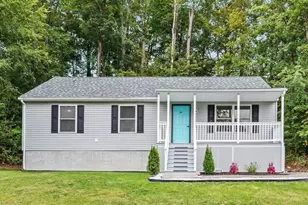 46 Locust St, Leicester, MA 01611 - Photo 1