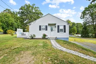 482 Grant St, Leominster, MA 01453 - Photo 1