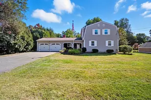 5 Old Carriage Dr, Wilbraham, MA 01095 - Photo 1