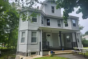 6 Pond Ct, Leominster, MA 01453 - Photo 1