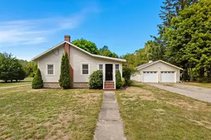 12 Green St, Carver, MA 02330 - Photo 1