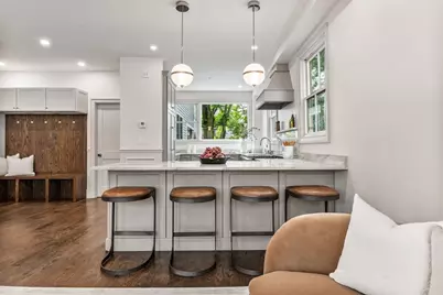 194 Green Street #194, Cambridge, MA 02139 - Photo 1