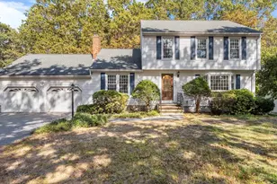 40 Langley Ln, Tewksbury, MA 01876 - Photo 1