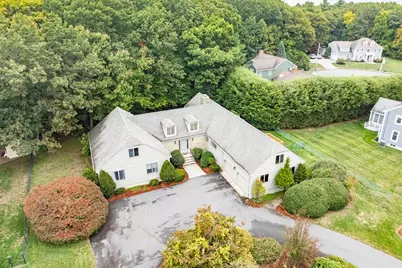 17 Royal Ct, Norwood, MA 02062 - Photo 1