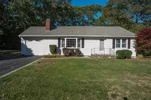 179 Sutton St, Uxbridge, MA 01569 - Photo 1