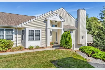 5 Edward Dr #5, Grafton, MA 01536 - Photo 1
