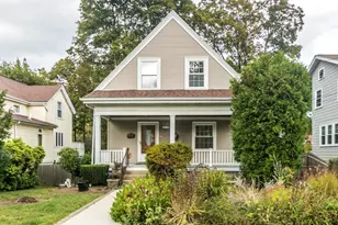 37 Summit St, Waltham, MA 02451 - Photo 1