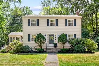 26 Bayberry Ln, Holliston, MA 01746 - Photo 1